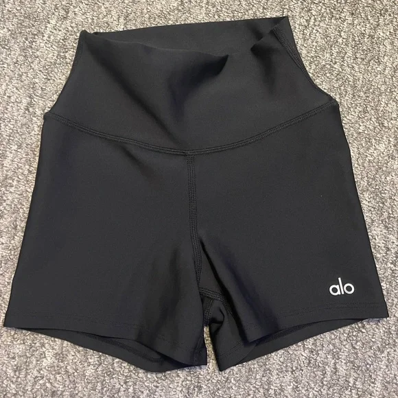 正規品Alo 3\" High-Waist Airlift Short 3